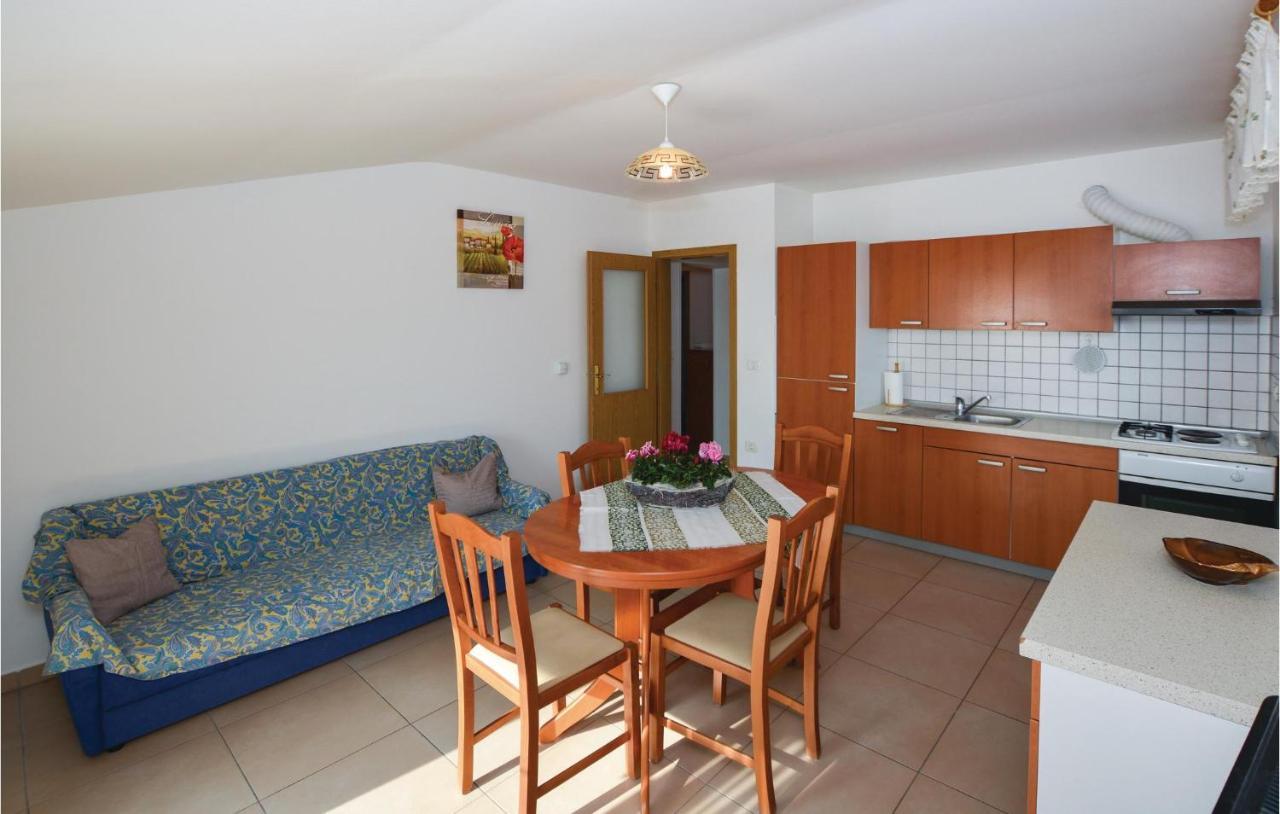 2 Bedroom Amazing Apartment In בפורטורוז מראה חיצוני תמונה